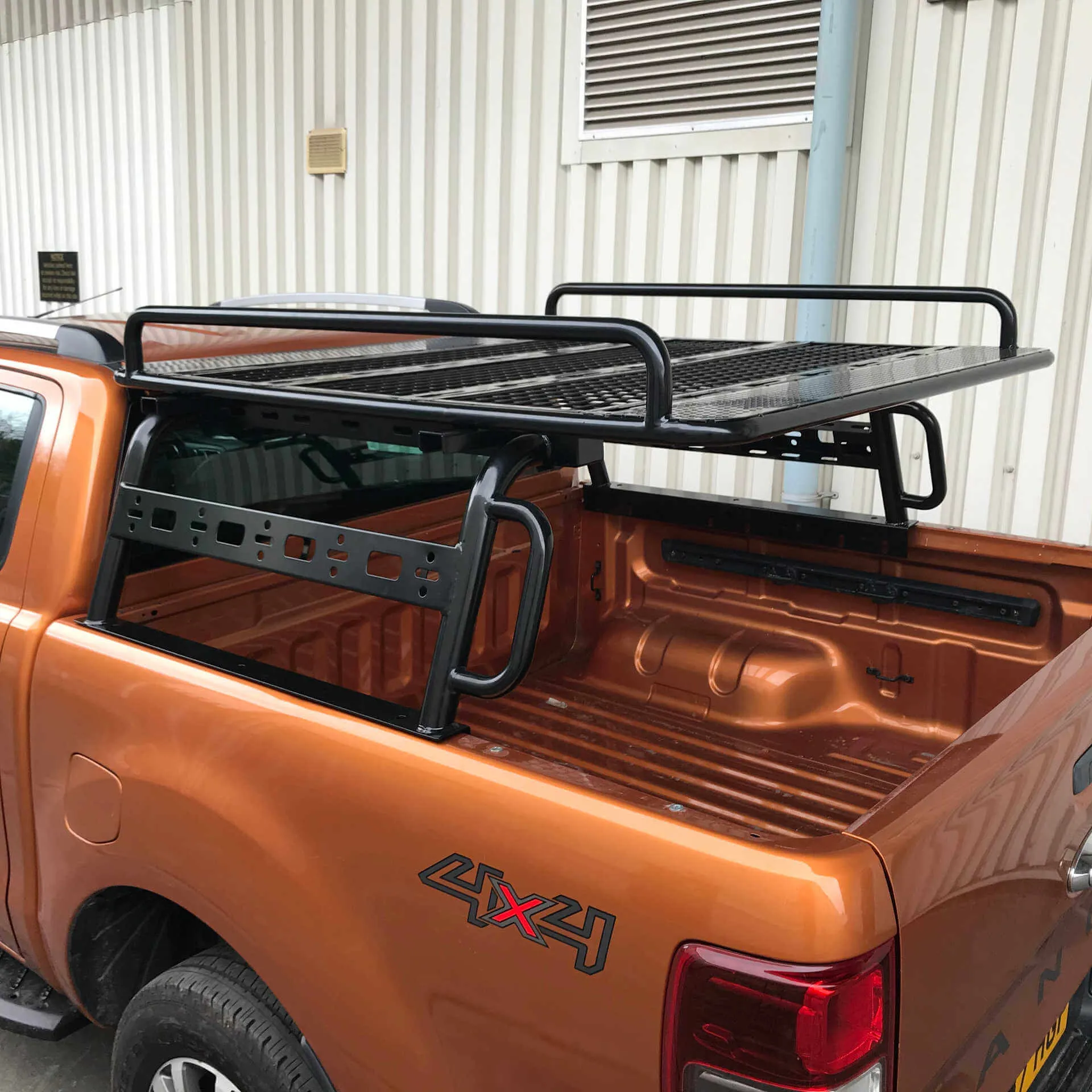 Adjustable Load Bed Cargo Frame with Side Rail Rack for Toyota Hilux 2016 