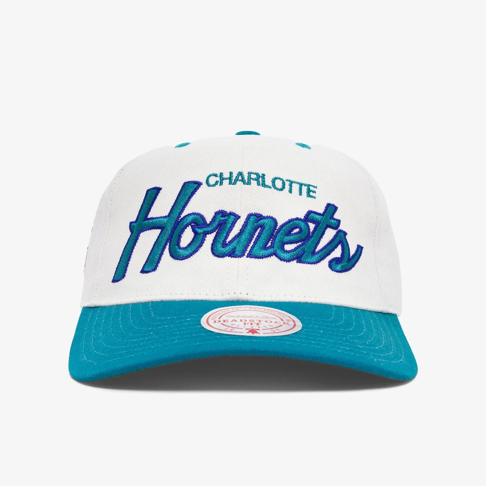 Charlotte Hornets Team Script Deadstock Snapback - Off White